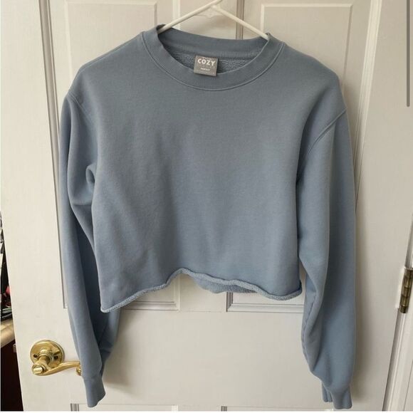 Aritzia TNA Sweatshirt - Picture 3 of 4